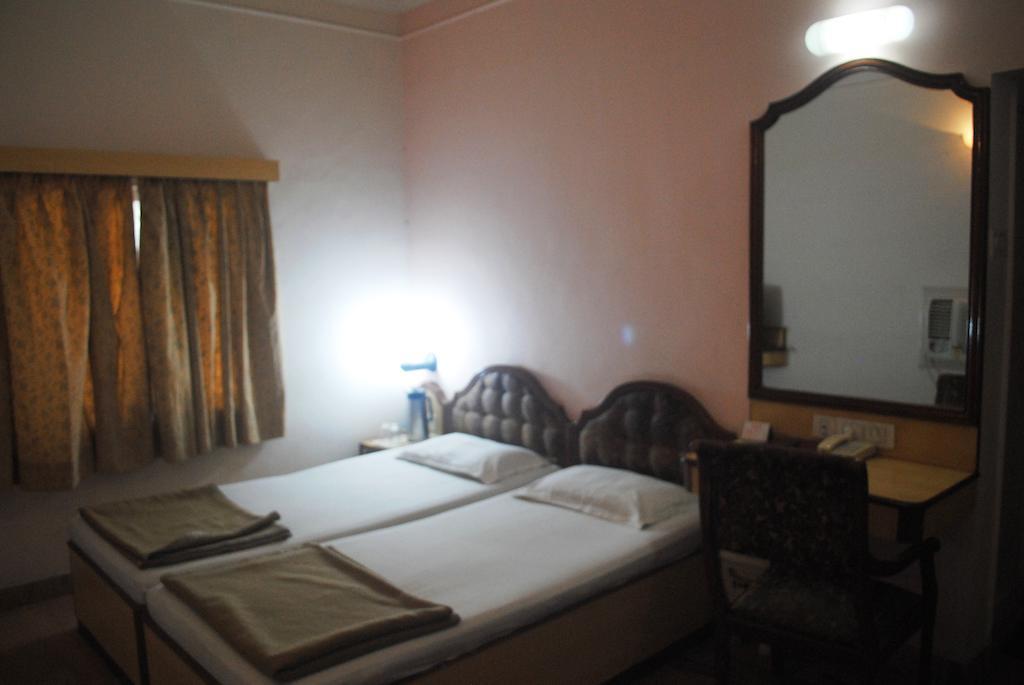 Padma Hotel Puri Exterior photo